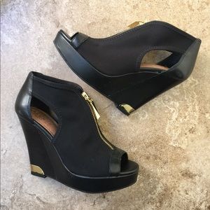 Vince Camuto Black Wedges with Gold Accents